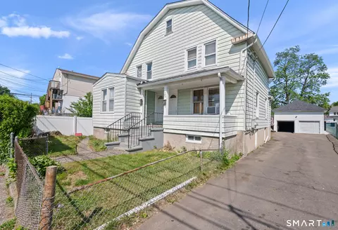 380 Harlem Ave, Bridgeport, CT 06606