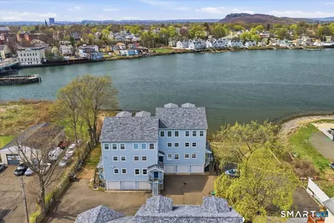 702 Quinnipiac Ave #D, New Haven, CT 06513