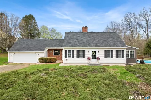 5 Livery Pool Rd, New Hartford, CT 06057