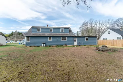 Exterior - 120 Adelaide St, Killingly, CT 06239 photo 5 of 7