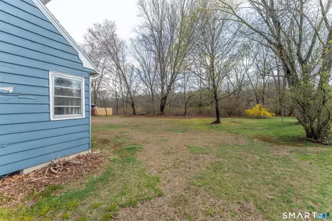 Exterior - 120 Adelaide St, Killingly, CT 06239 photo 3 of 7