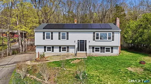 914 Saybrook Rd, Middletown, CT 06457