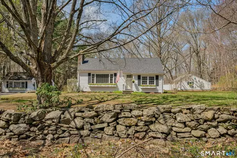 15 Brickyard Rd, Clinton, CT 06413