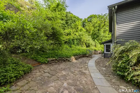 Exterior - 92 Walnut Tree Hill Rd, Sandy Hook, CT 06482 photo 9 of 12