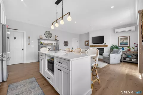 Kitchen - 185 Main St #202, Niantic, CT 06357 photo 2 of 5