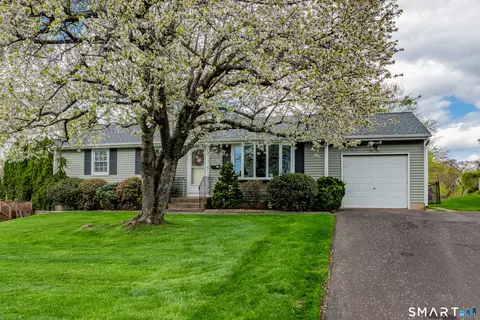 98 Saddle Hill Rd, Newington, CT 06111