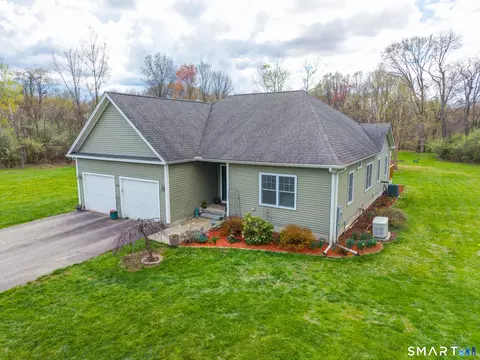 140 East Rd, Broad Brook, CT 06016