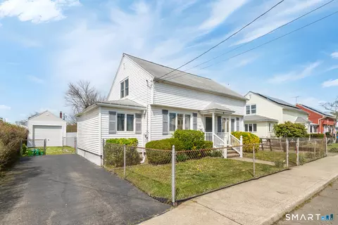 54 Coolridge Rd, Milford, CT 06460