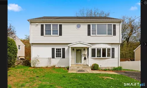 103 Ledge Ln, Stamford, CT 06905