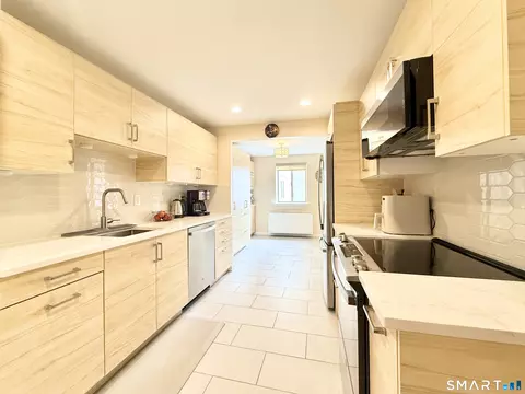 Undisclosed, Stamford, CT 06905