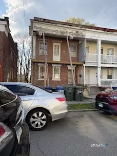 307 Dover St, Bridgeport, CT 06610