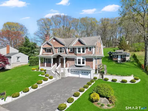 140 Lazy Brook Rd, Monroe, CT 06468