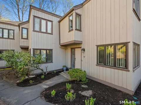 1 Talcott Ridge Rd #F, Farmington, CT 06032