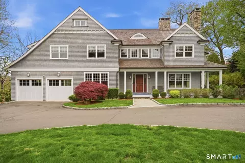 32 Burnham Hl, Westport, CT 06880