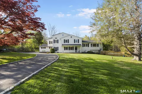 10 Hyde Ridge Rd, Weston, CT 06883