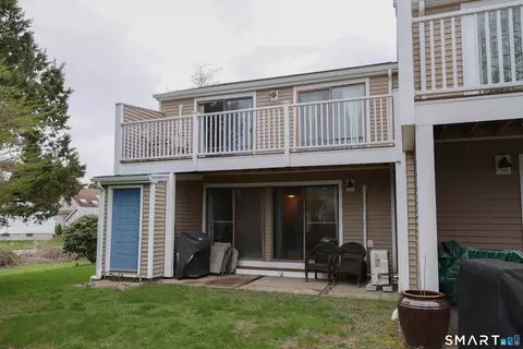 45 Hewitt Rd #A1, Mystic, CT 06355