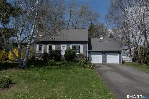 19 Seaside Ave, Guilford, CT 06437