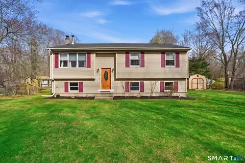 388 Spaulding Rd, Plainfield, CT 06374