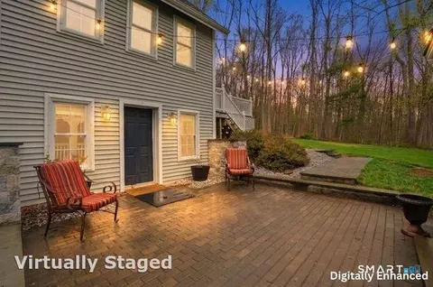 408 Maromas Rd, Middletown, CT 06457