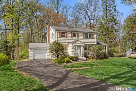 251 Shelter Rock Rd, Fairfield, CT 06825