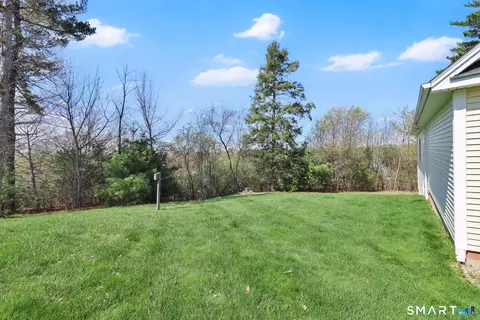 Exterior - 5 Beaudry Ln, Bloomfield, CT 06002 photo 4 of 4