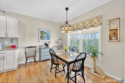Dining - 5 Beaudry Ln, Bloomfield, CT 06002 photo 1 of 7