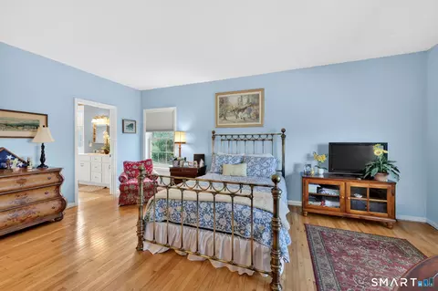 Bedroom - 5 Beaudry Ln, Bloomfield, CT 06002 photo 3 of 5