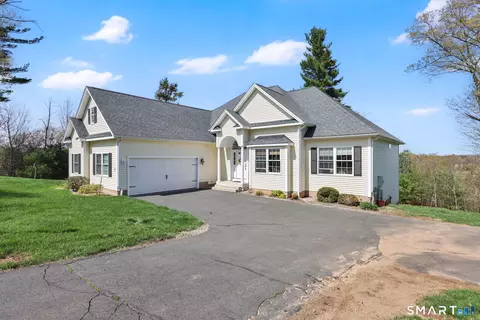 Exterior - 5 Beaudry Ln, Bloomfield, CT 06002 photo 2 of 4