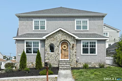 43 Indianola Dr, Old Saybrook, CT 06475