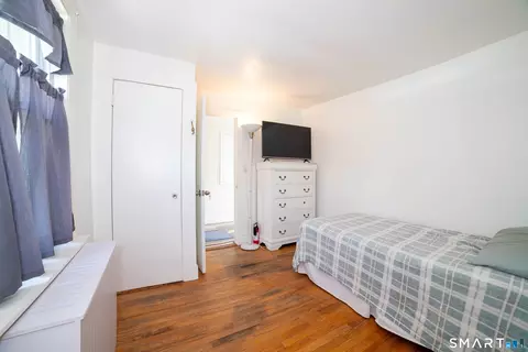Bedroom - 4 Cross Rd, Chaplin, CT 06235 photo 2 of 3