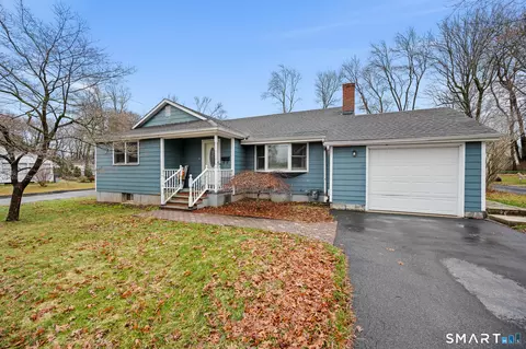 158 Dix Rd, Wethersfield, CT 06109