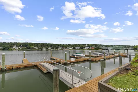 229 Front St #1, New Haven, CT 06513