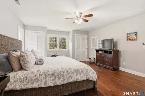 Bedroom - 40 Deer Hill Rd, Redding, CT 06896 photo 5 of 6