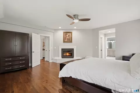 Bedroom - 40 Deer Hill Rd, Redding, CT 06896 photo 2 of 6