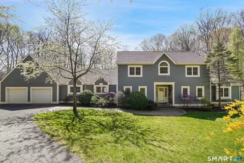 40 Deer Hill Rd, Redding, CT 06896