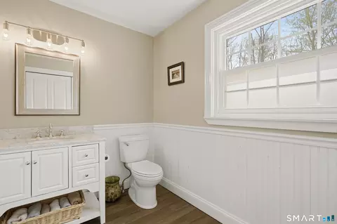 Bath - 40 Deer Hill Rd, Redding, CT 06896 photo 6 of 6