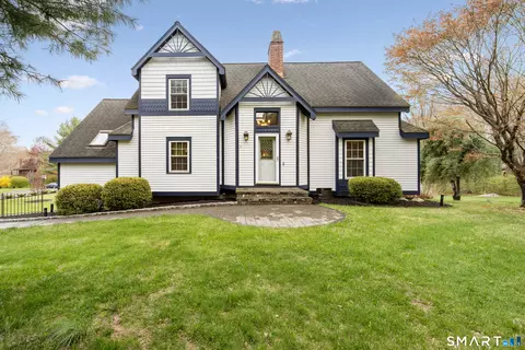 105 Quaker Farms Rd, Southbury, CT 06488