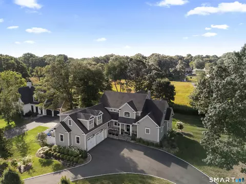 101 Garnet Park Rd, Madison, CT 06443