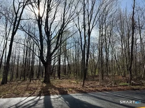 350 Deercliff Rd, Avon, CT 06001