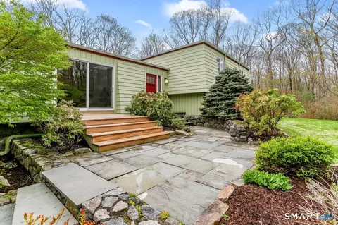 Exterior - 86 Seventy Acre Rd, Redding, CT 06896 photo 5 of 11
