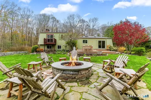 Exterior - 86 Seventy Acre Rd, Redding, CT 06896 photo 6 of 11