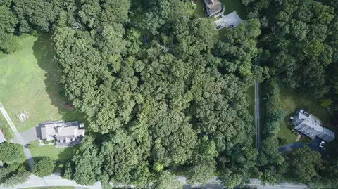 86 Bushy Hill Rd, Essex, CT 06442