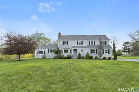 147 Carriage Dr, Southport, CT 06890
