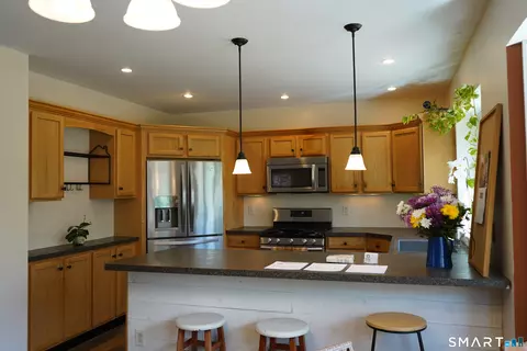 Kitchen - 437 Providence Tpke, Hampton, CT 06247 photo 1 of 1