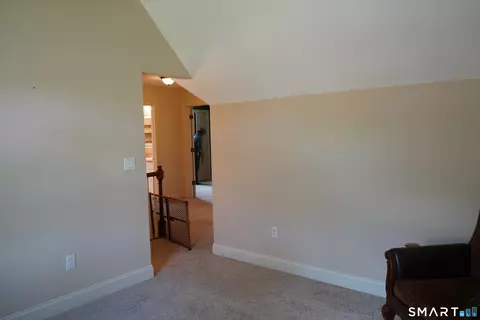 Bedroom - 437 Providence Tpke, Hampton, CT 06247 photo 3 of 7