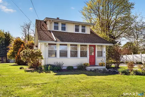 61 Ingham Hill Rd, Old Saybrook, CT 06475