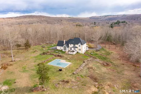 85 Salem Rd, Colchester, CT 06415