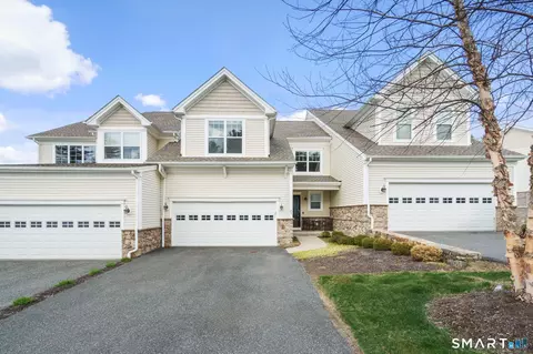 24 Highridge Rd #24, Middlebury, CT 06762