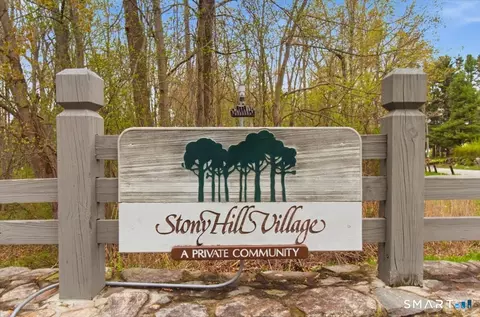 2 Locust Ln #2, Brookfield, CT 06804