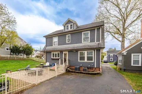Exterior - 75 Harmon St, Hamden, CT 06517 photo 4 of 9